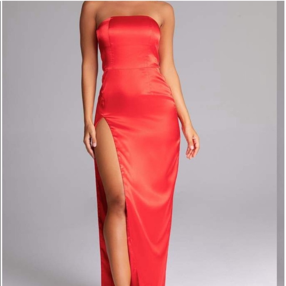 Meshki Thelma Satin Strapless Maxi Dress Red Silky Padded Revolve Sz XS NEW